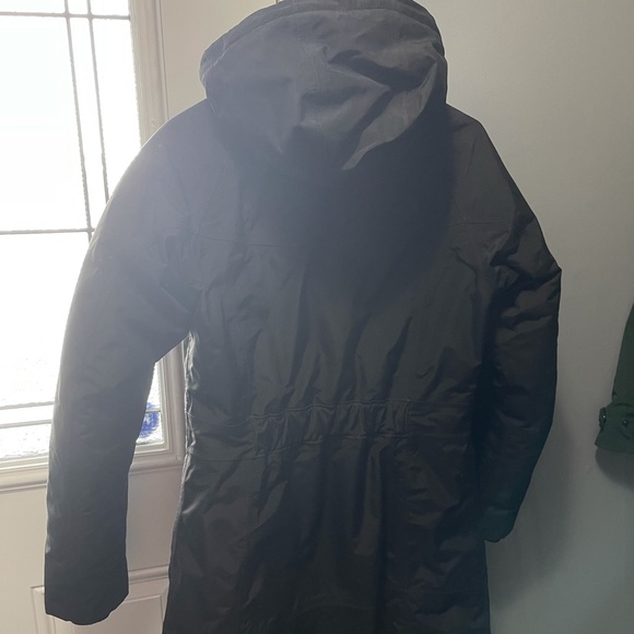 The North Face winter coat - Picture 4 of 12